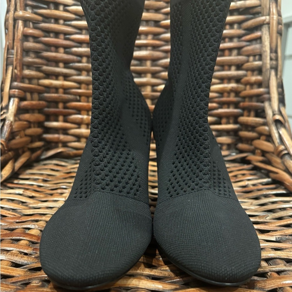 Charles By Charles David black mesh banker bootie heels shoe size 8.5. - Picture 12 of 16
